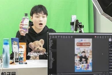 Việt Nam dẫn đầu khu vực khi 93% doanh nghiệp vừa và nhỏ, nhất là các doanh nghiệp thương mại điện tử, đã sử dụng AI.