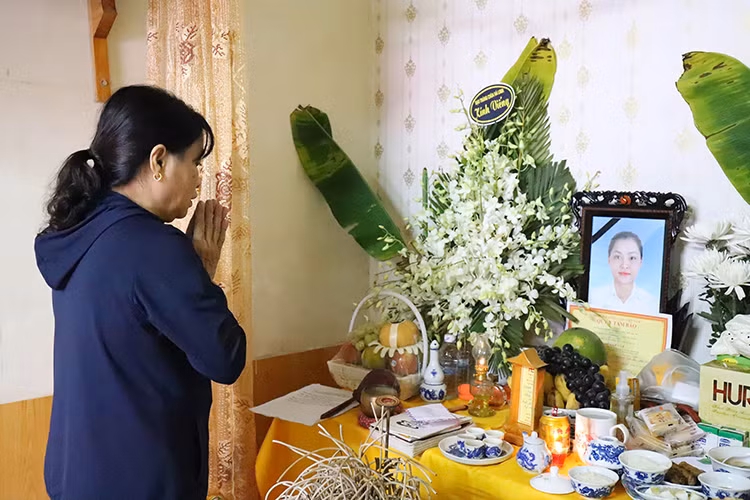 Thủ tướng Chính phủ yêu cầu các địa phương, nhất là Hà Tĩnh, Nghệ An và các ngành chức năng cần phối hợp chặt chẽ để xử lý, động viên thân nhân địa phương.