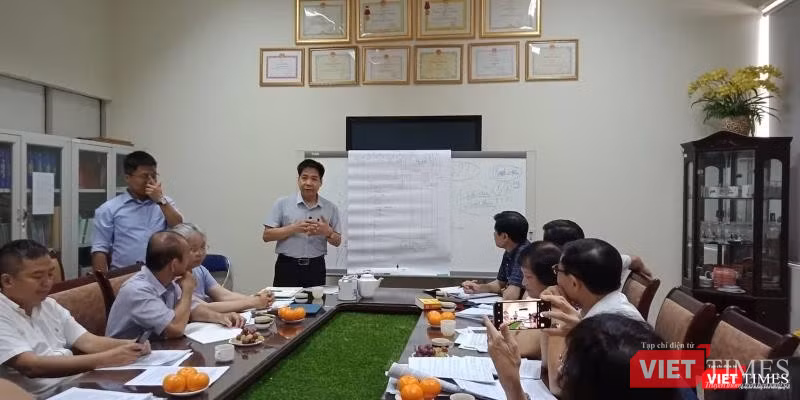 Chuyên gia về trang thiết bị, công trình y tế giải thích về hệ thống RO