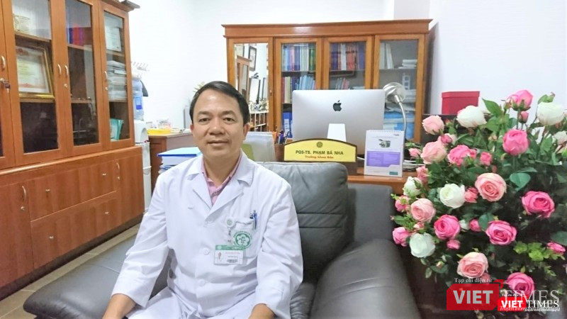 PGS.TS. Phạm Bá Nha trong buổi trò chuyện với VietTimes. PGS.TS. Phạm Bá Nha trong buổi trò chuyện với VietTimes.