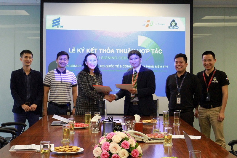 Ngày 02/01 vừa qua, FPT Software và Viện Công nghệ & Nhân lực Quốc tế đã chính thức ký kết thỏa thuận hợp tác trong lĩnh vực đào tạo công nghệ thông tin và ứng dụng khoa học công nghệ thông tin, triển khai trên địa bàn tỉnh Quảng Ninh. Ngày 02/01 vừa qua, FPT Software và Viện Công nghệ & Nhân lực Quốc tế đã chính thức ký kết thỏa thuận hợp tác trong lĩnh vực đào tạo công nghệ thông tin và ứng dụng khoa học công nghệ thông tin, triển khai trên địa bàn tỉnh Quảng Ninh.