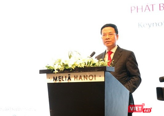 Bộ trưởng Nguyễn Mạnh Hùng nhấn mạnh, cần phải tập trung để thu hút con người, công nghệ cũng như sản phẩm của thế giới về với Việt Nam.