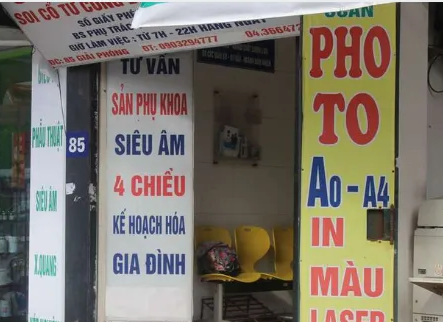 Phòng khám số 85 ở đường Giải Phóng, Hà Nội.