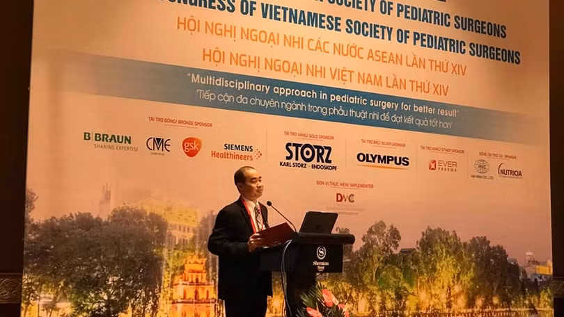 TS. Nguyễn Đình Hưng – Giám đốc Bệnh viện đa khoa Xanh Pôn. TS. Nguyễn Đình Hưng – Giám đốc Bệnh viện đa khoa Xanh Pôn.