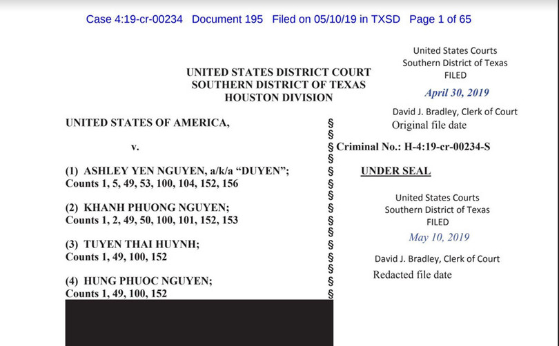 Cáo trạng của cơ quan công tố ở Houston truy tố đường dây kết hôn giả (Ảnh: Zing) Cáo trạng của cơ quan công tố ở Houston truy tố đường dây kết hôn giả (Ảnh: Zing)