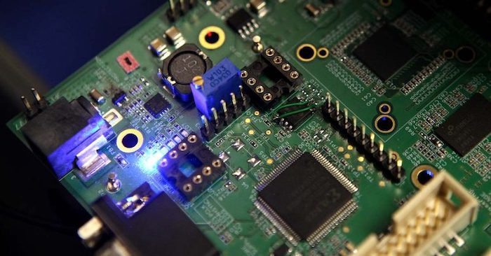 Mục đích chính trị lớn nhất của hiệp định thương mại Mỹ – Trung, là buộc Bắc Kinh phải tiến hành các điều chỉnh cơ cấu quan trọng, buộc ông Tập Cận Bình phải đi theo con đường dân chủ và tự do. Mục đích chính trị lớn nhất của hiệp định thương mại Mỹ – Trung, là buộc Bắc Kinh phải tiến hành các điều chỉnh cơ cấu quan trọng, buộc ông Tập Cận Bình phải đi theo con đường dân chủ và tự do.