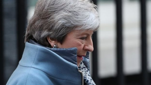 Phát ngôn viên của bà Theresa May nói an ninh quốc gia là "quan trọng nhất" g