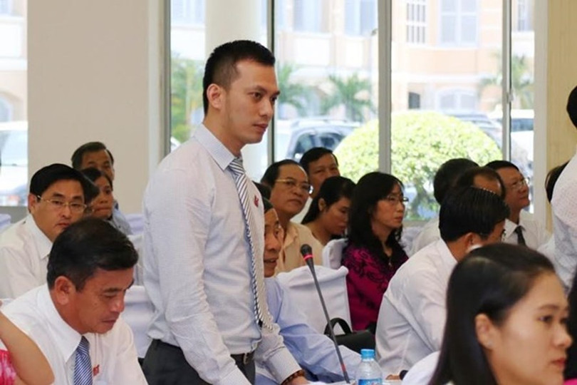 Ông Nguyễn Bá Cảnh tại một kỳ họp HĐND Ông Nguyễn Bá Cảnh tại một kỳ họp HĐND