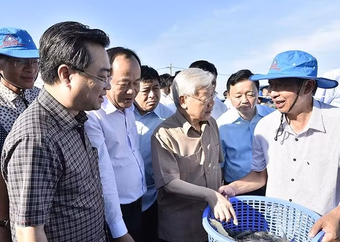 Nguyễn Trần Bạt: "Không có bất kỳ lực lượng nào giữ được trật tự ở Việt Nam nếu không phải là chế độ này". TBT