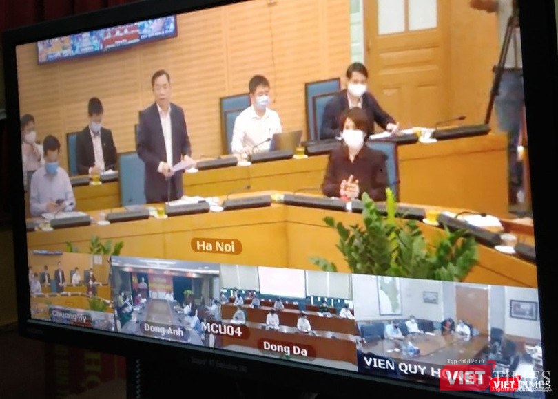Giám đốc Sở Y tế Hà Nội Nguyễn Khắc Hiền phát biểu trong cuộc họp giao ban trực tuyến của Ban Chỉ đạo Phòng, chống dịch COVID-19 chiều nay. Ảnh chụp màn hình họp trực tuyến.