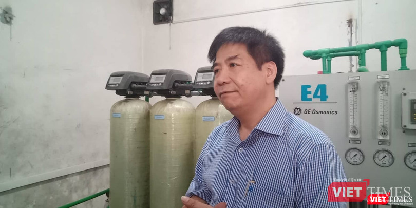 TS. Lê Thanh Hải - Viện trưởng Viện Trang thiết bị và Công trình y tế (Bộ Y tế) tại phòng thực nghiệm khoa học hệ thống RO.