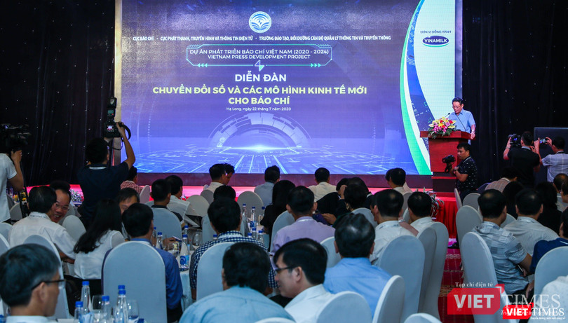 Diễn đàn thu hút sự tham gia của hơn 200 đại biểu đến từ các cơ quan báo chí, các doanh nghiệp hoạt động trong lĩnh vực công nghệ, báo chí, truyền thông, quảng cáo và các chuyên gia trên cả nước.