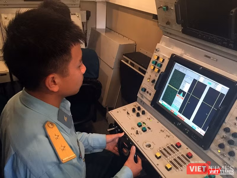 Một trong những kinh nghiệm được cán bộ, chiến sĩ Trung đoàn 284 đúc rút trong huấn luyện là “tinh mắt, nhanh tay, luyện hay, đánh giỏi”. Một trong những kinh nghiệm được cán bộ, chiến sĩ Trung đoàn 284 đúc rút trong huấn luyện là “tinh mắt, nhanh tay, luyện hay, đánh giỏi”.