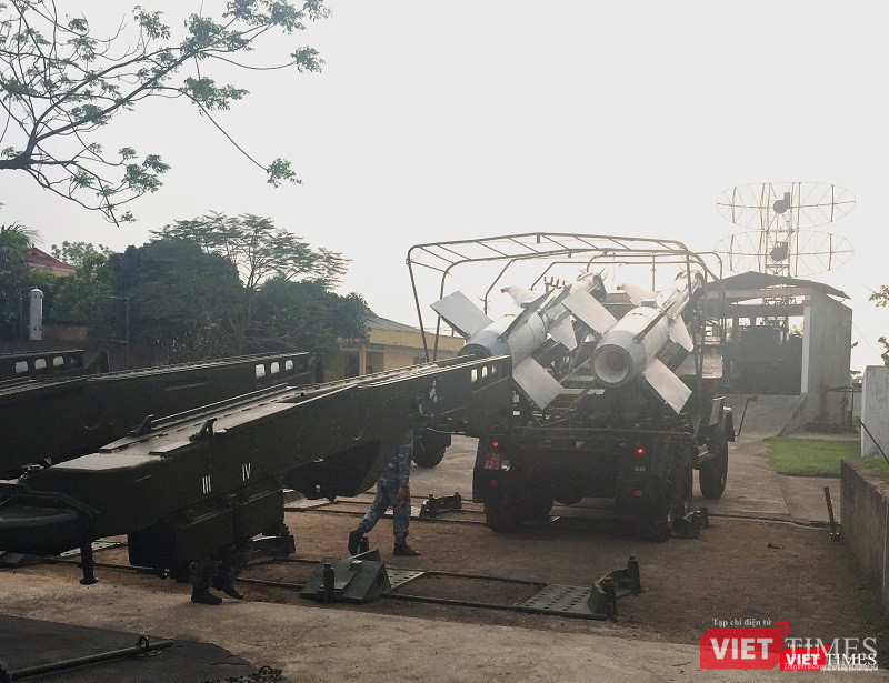 Ngày 27/5/1967, Đại đội 11 của Tiểu đoàn 7 đã bắn rơi tại chỗ 1 chiếc máy bay A4-D của không quân Mỹ trên bầu trời Hà Tĩnh. Đây là chiến công đầu tiên của trung đoàn.