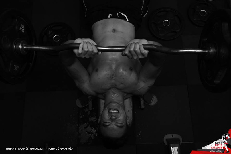 Bức hình đạt giải ba của chủ đề thứ hai: "Đam mê"của tác giả Nguyễn Quang Minh, chụp bằng máy Canon 5D Mark II.