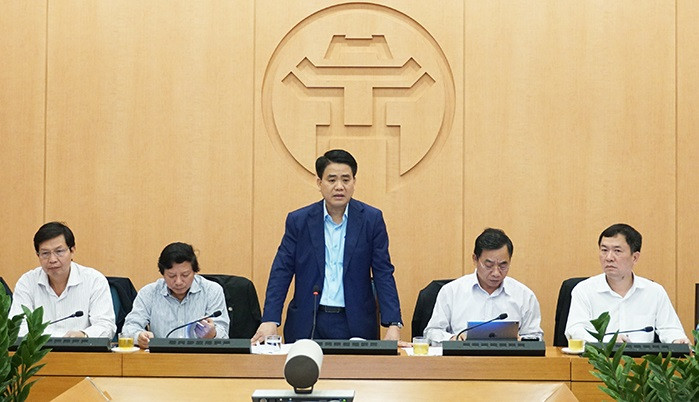 Chủ tịch UBND TP Hà Nội Nguyễn Đức Chung, Trưởng ban Chỉ đạo chủ trì cuộc họp. Ảnh: Quỳnh Anh