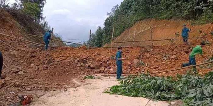 5 tỉnh, thành đã mặc định rằng người đến từ Hà Nội, Sài Gòn và các tỉnh, thành có dịch khác thuộc đối tượng bắt buộc phải cách ly, trong khi pháp luật và chính các địa phương đó lại không hề coi họ là đối tượng phải cách ly tập trung. 5 tỉnh, thành đã mặc định rằng người đến từ Hà Nội, Sài Gòn và các tỉnh, thành có dịch khác thuộc đối tượng bắt buộc phải cách ly, trong khi pháp luật và chính các địa phương đó lại không hề coi họ là đối tượng phải cách ly tập trung.