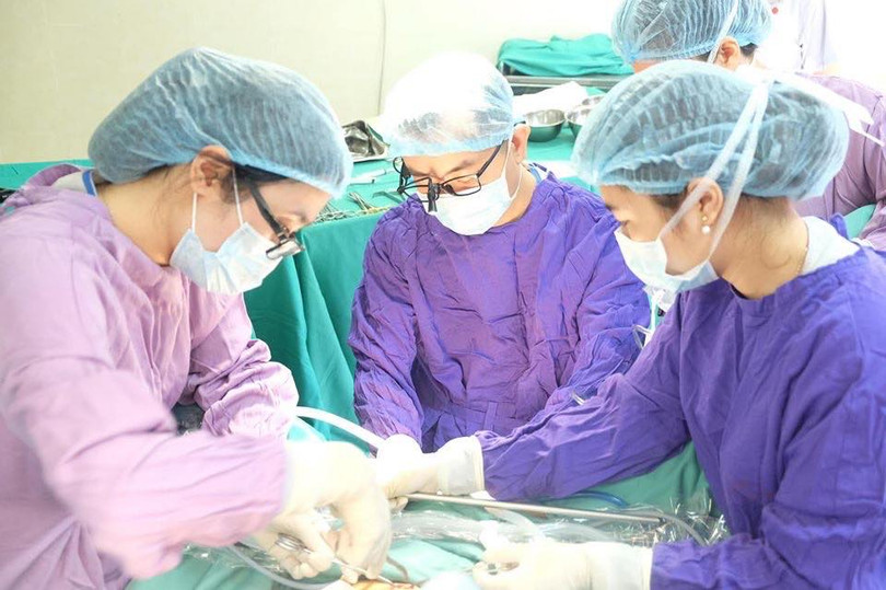 Ca phẫu thuật sử dụng kỹ thuật mới do các bác sĩ của Bệnh viện E sáng tạo (Ảnh: BVCC)