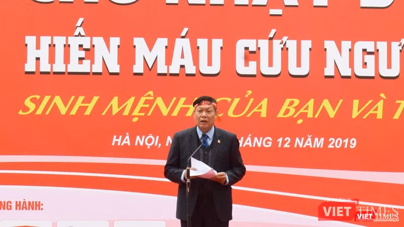 Thứ trưởng Bộ Y tế Đỗ Xuân Tuyên chia sẻ về ý nghĩa của việc hiến máu.