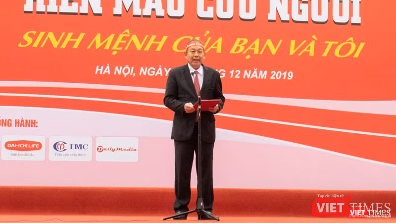 Phó Thủ tướng Thường trực Chính phủ Trương Hòa Bình phát biểu tại Chương trình Chủ nhật Đỏ