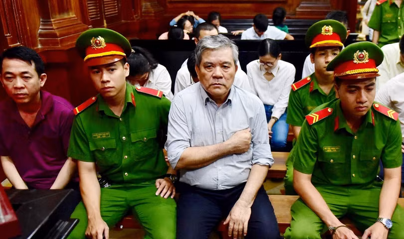 Vụ án “Buôn bán hàng giả là thuốc chữa bệnh” xảy ra tại Công ty cổ phần VN Pharma là 1 trong số 10 vụ án tham nhũng, kinh tế nghiêm trọng, phức tạp, dư luận xã hội đặc biệt quan tâm đã được đưa ra xét xử sơ thẩm trong năm 2019. Ảnh: TTXVN