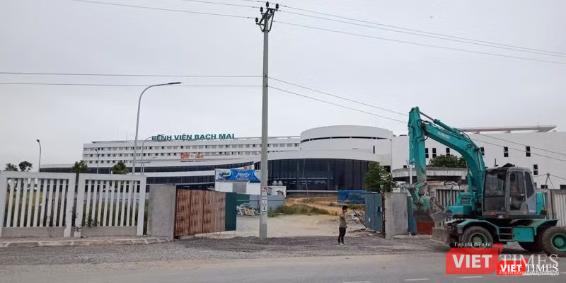 BV Bạch Mai 2 vẫn tiếp tục thi công hoàn thiện.
