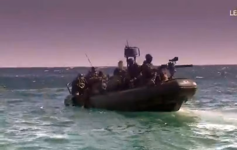 Đơn vị này được phép huấn luyện bơi cho các đơn vị quân đội hoặc các dịch vụ nhà nước khác, chẳng hạn huấn luyện cho lực lượng hành động của DGSE (điệp vụ bí mật).