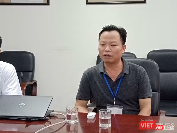 Chồng chị Nguyễn T.N. chia sẻ với báo giới về hành trình tìm con của vợ chồng anh.