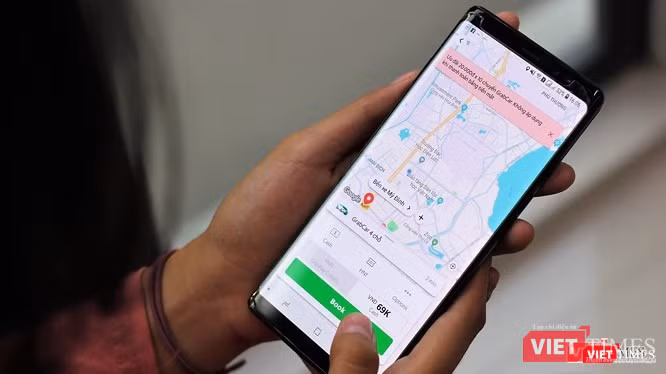 Giám đốc Grab Việt Nam cho rằng đây sẽ là tiền lệ để các DN kém ưu thế tìm lối thoát dễ dàng và duy trì tình trạng trì trệ bằng cách kiện các đối thủ, thay vì cần liên tục đổi mới, ứng dụng công nghệ để duy trì ưu thế cạnh tranh.
