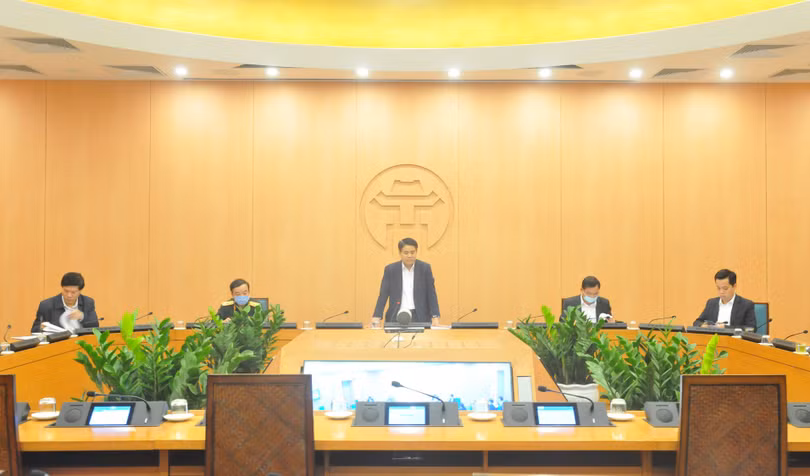 Chủ tịch UBND thành phố Nguyễn Đức Chung chủ trì cuộc họp. Ảnh: UBND TP. Hà Nội Chủ tịch UBND thành phố Nguyễn Đức Chung chủ trì cuộc họp
