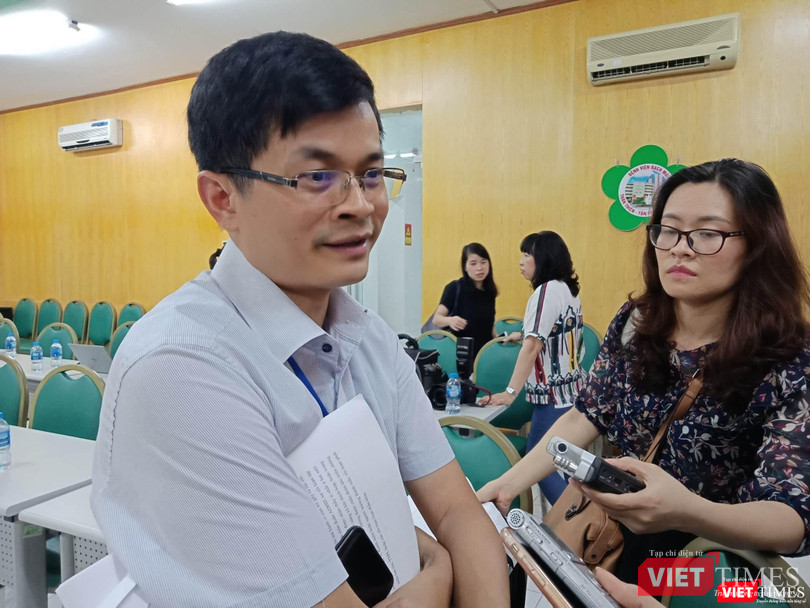 Bác sĩ Lê Công Thiện - Trưởng phòng Điều trị tâm thần nhi, Viện Sức khỏe tâm thần trao đổi với báo chí Bác sĩ Lê Công Thiện - Trưởng phòng Điều trị tâm thần nhi, Viện Sức khỏe tâm thần trao đổi với báo chí