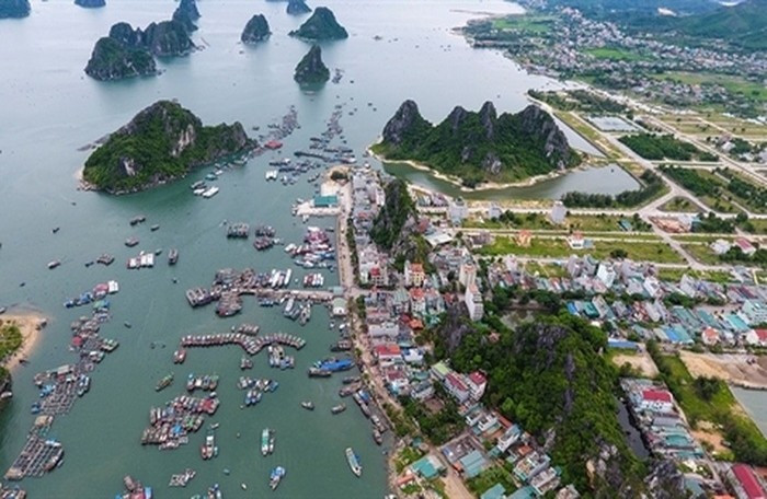 Ủy ban Quốc phòng - An ninh cho rằng không nên thực hiện mễn thị thực 30 ngày cho người nước ngoài vào khu kinh tế ven biển.