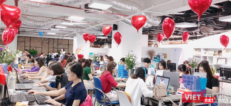 Không khí Ngày Phụ nữ Việt Nam ở Vay Mượn.