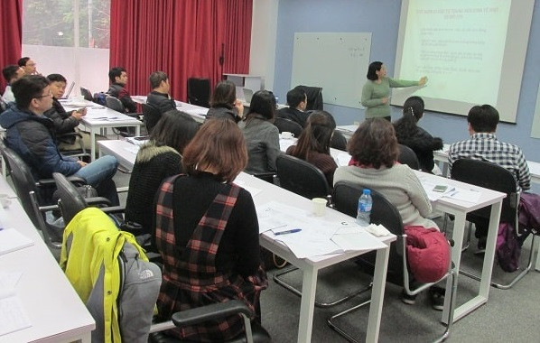 Một số chương trình đào tạo dành cho cán bộ lãnh đạo quản lý quá dày đặc và không tránh khỏi chồng chéo. Ảnh minh họa: VGP