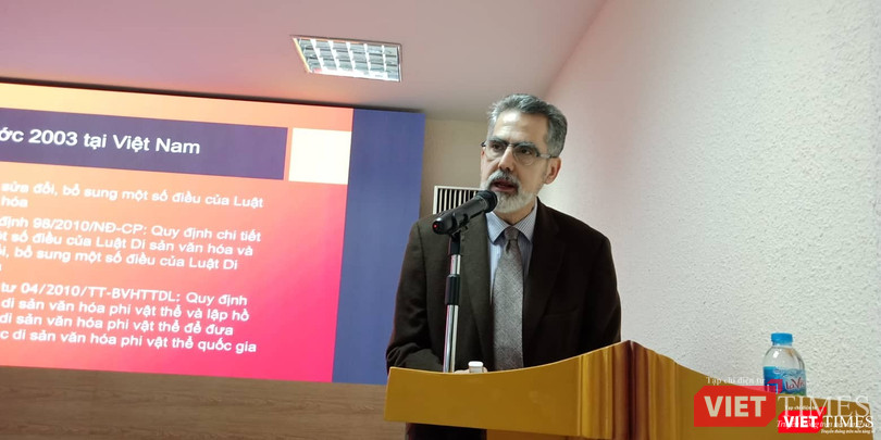 Ông Frank Proschan chia sẻ về DSVHPVT. Ông Frank Proschan chia sẻ về DSVHPVT.