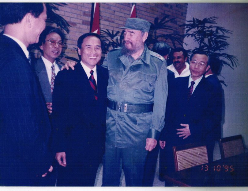 Fidel Castro luôn dành tình cảm nồng hậu nhất cho các nhà lãnh đạo Việt Nam Fidel Castro luôn dành tình cảm nồng hậu nhất cho các nhà lãnh đạo Việt Nam