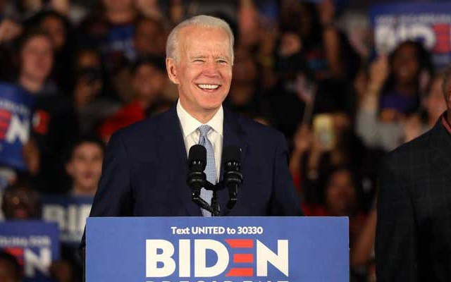 "Nếu Biden thắng cử thì chính sách đối ngoại của Hoa Kỳ sẽ có nhiều thay đổi về thái độ và phương cách theo chiều hướng truyền thống của đảng Dân chủ"- GS Liêm.