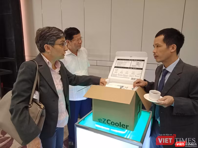 Các chuyên gia Việt Nam và quốc tế bàn bạc về cách bảo quản vaccine lạnh