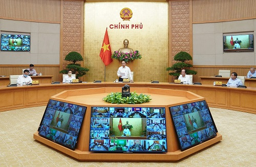 Toàn cảnh phiên họp trực tuyến sáng nay do Thủ tướng Chính phủ Nguyễn Xuân Phúc chủ trì. (Ảnh: VGP)