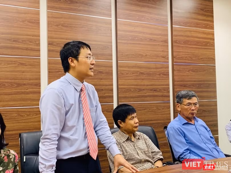 Ông Võ KIêm Văn -- Phó Tổng thư ký VDCA biểu dương sự phát triển của VietTimes. Ông cho biết, VietTimes.vn đã trở thành tờ báo thuộc nhóm được quan tâm hàng đầu của cơ quan quản lý ngành Thông tin và Truyền thông.