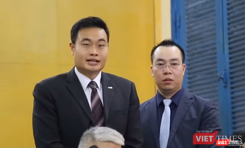 Ông Jerry Lim -- Giám đốc Grab tại Việt Nam (trái). Ông Jerry Lim -- Giám đốc Grab tại Việt Nam (trái).