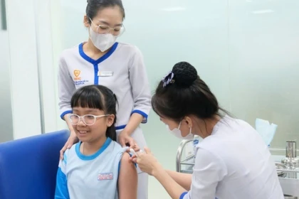 Hơn 16.000 người tham gia cuộc thi tìm hiểu Tiêm chủng mở rộng