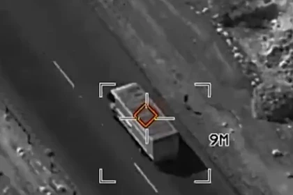 Mỹ tung video hủy diệt loạt phương tiện quân sự của Iran giữa lúc eo biển Hormuz bị siết chặt