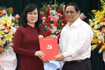 Dấu ấn của Bộ trưởng Đào Hồng Lan với những chuyển biến quan trọng của y tế