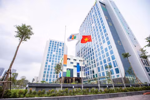 FPT Telecom chuyển giao về Bộ Công an, lợi nhuận FPT sẽ thay đổi ra sao?