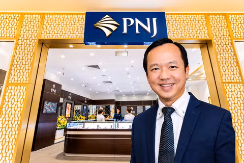 Giữa lúc nhà đầu tư bán tháo, Tổng giám đốc Phan Quốc Công đăng ký mua 1 triệu cổ phiếu PNJ