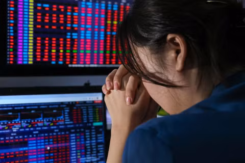 Nguyên nhân VN-Index “bốc hơi” hơn 100 điểm trong tuần này