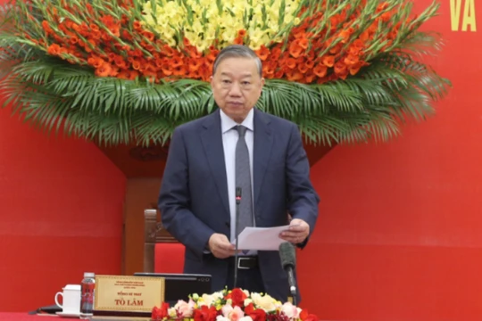 Tổng bí thư: Nhà nước phải là “khách hàng đầu tiên” của công nghệ