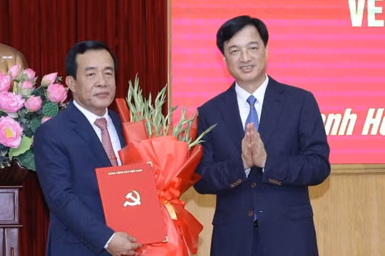 Thượng tướng Lê Đức Thái làm Bí thư Tỉnh ủy Thanh Hóa