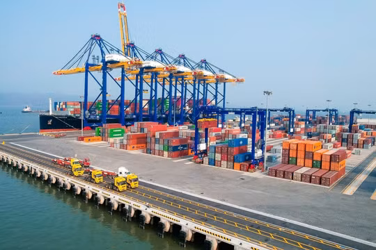 Xung đột Trung Đông gây gián đoạn thương mại, doanh nghiệp Việt vẫn tìm cơ hội xuất khẩu